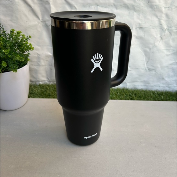 Hydro Flask
40 oz Travel Tumbler -
Black new ,flexible straw - Picture 12 of 16